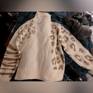 NEW Nine West sweater- size Large
